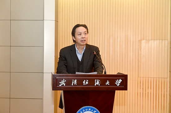 刘从德教授主讲报告会刘教授旁征博引,用详实的数据和丰富的图表从五