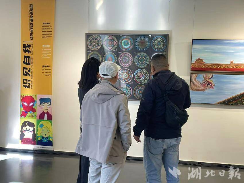 艺术为光 关爱为壤 蕲春管窑让留守儿童心灵之花绚烂绽放.doc